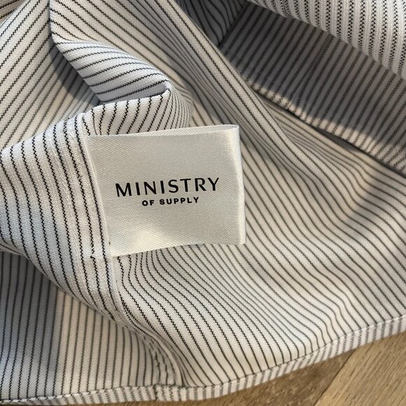 Ministry of Supply - Gemini Knit Shirt - Grey Stripe (Men's M Slim) - Picture 4 of 7